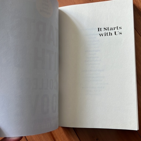Books It Starts with us and ends with us Colleen Hoover - Picture 5 of 5